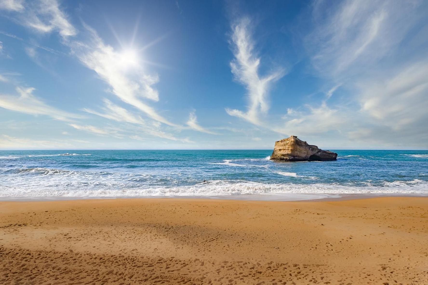 Magnifique Appartement Avec Terrasse, Parking Et Vue Sur L'Ocean Pour 5 Biarritz Exterior photo